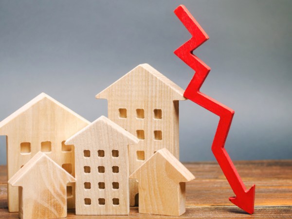 Will High Inflation Lead to a Real Estate&nbsp;Crash?